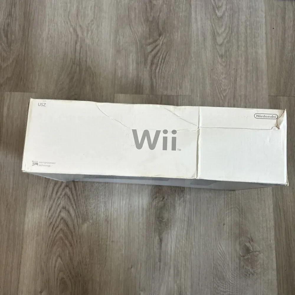 Nintendo Wii White Console Empty Box w/ Inserts BOX ONLY No Console or Tray READ